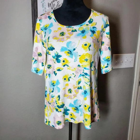 Time and Tru Floral Women's T-Shirt Top Size Large 12-14 NWOT - Picture 1 of 15